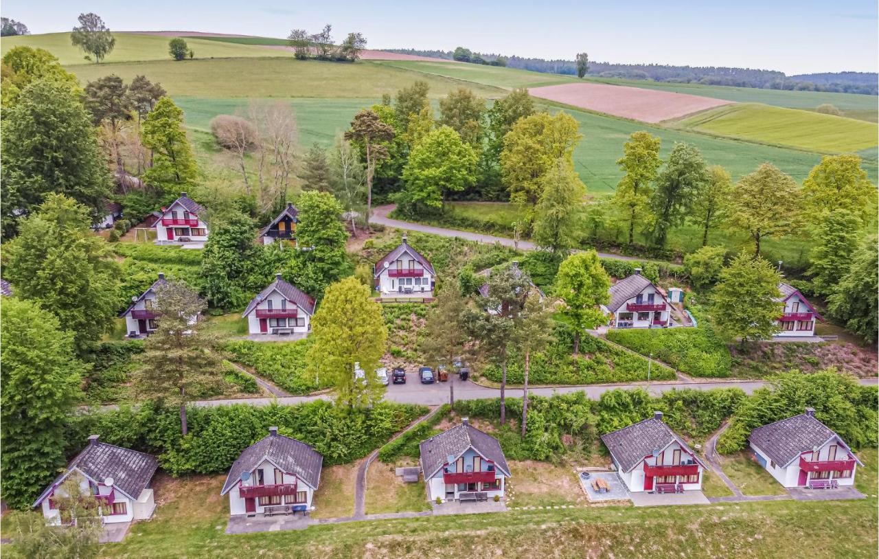Awesome home in Kirchheim-Hessen with 3 Bedrooms&WiFi Kemmerode Exterior foto