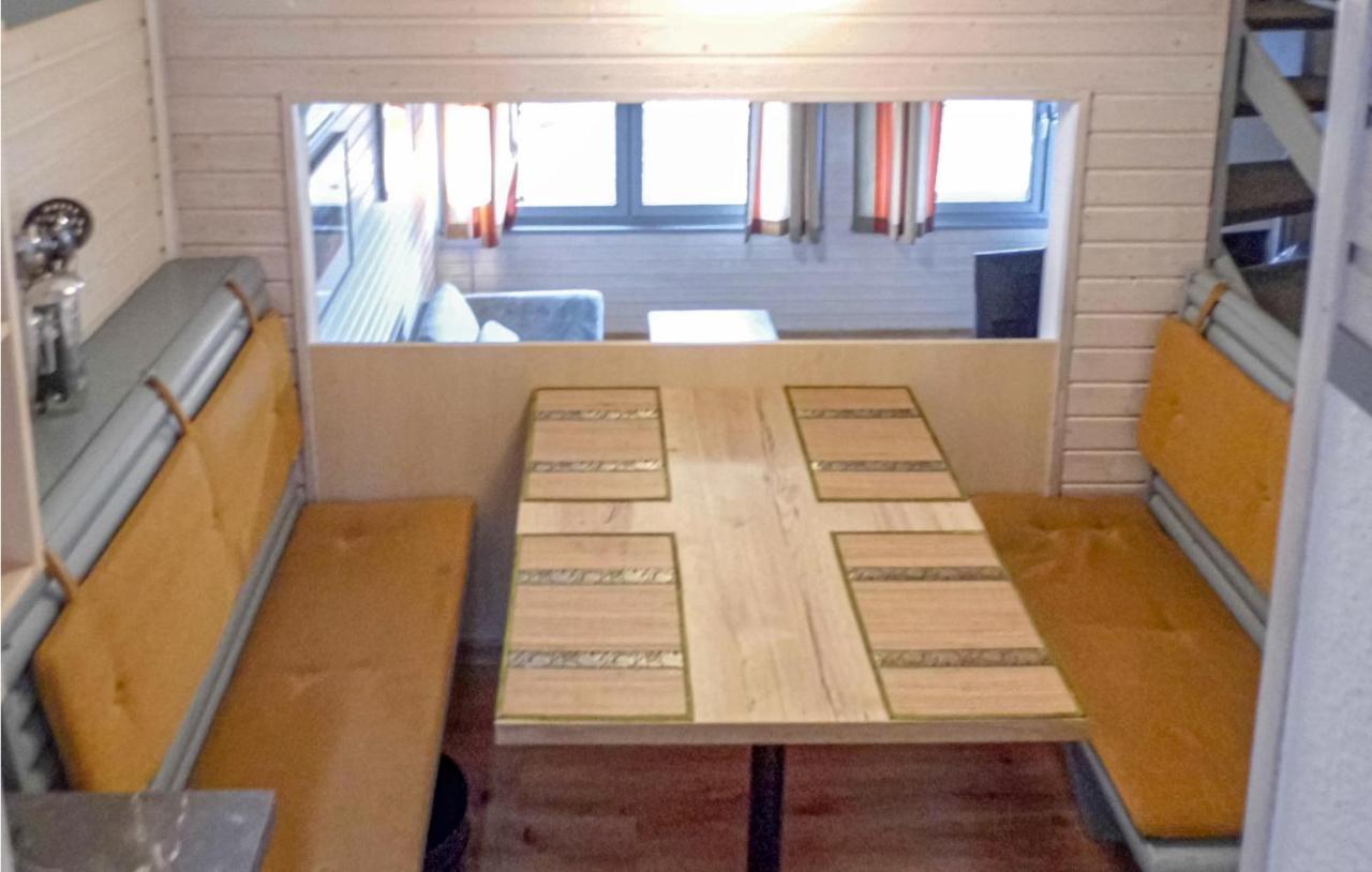 Awesome home in Kirchheim-Hessen with 3 Bedrooms&WiFi Kemmerode Exterior foto