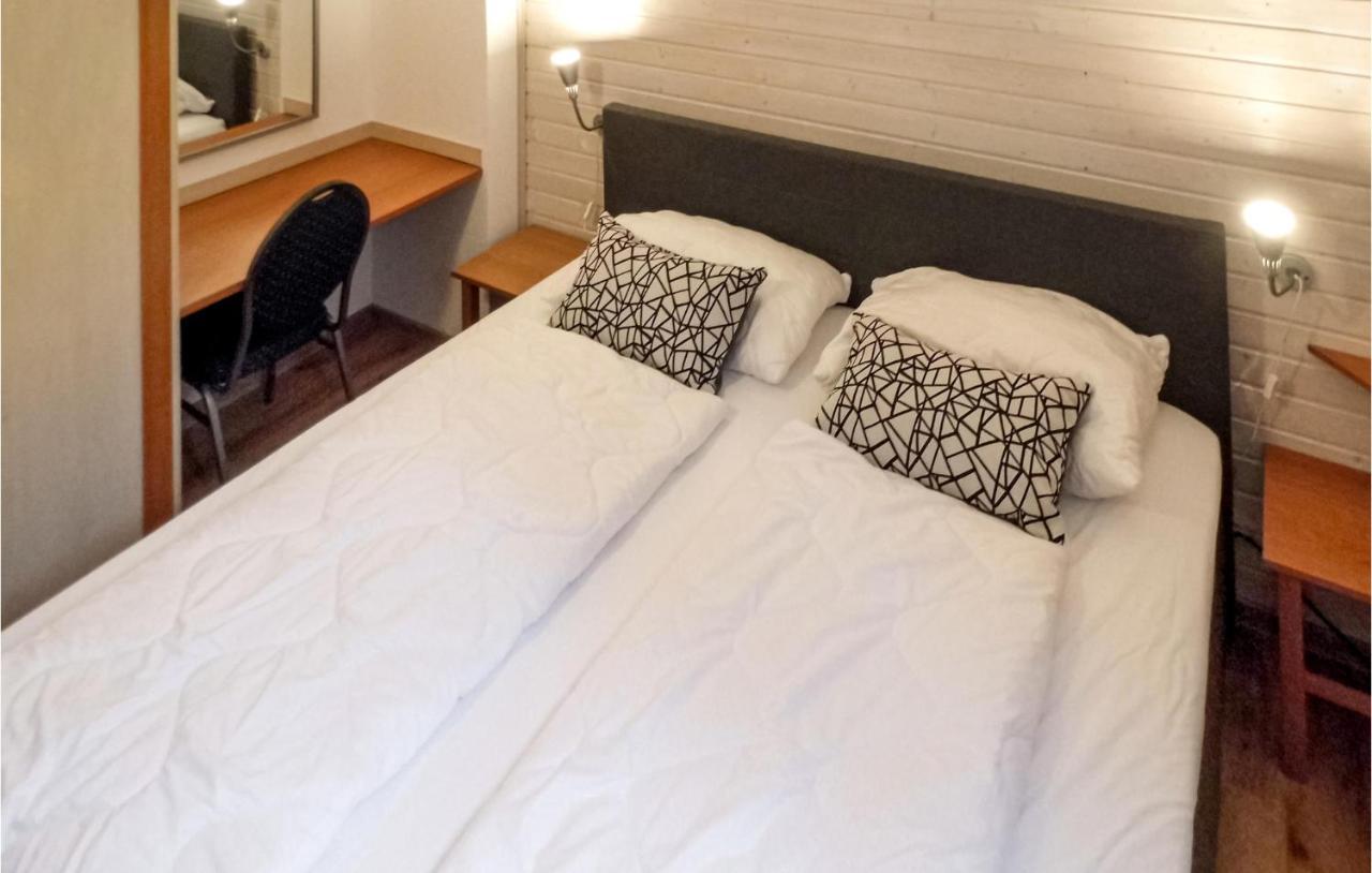 Awesome home in Kirchheim-Hessen with 3 Bedrooms&WiFi Kemmerode Exterior foto