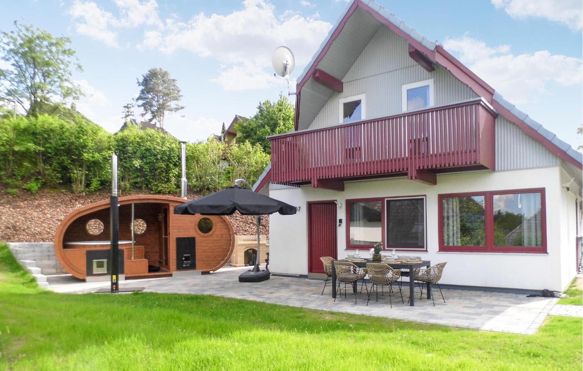 Awesome home in Kirchheim-Hessen with 3 Bedrooms&WiFi Kemmerode Exterior foto