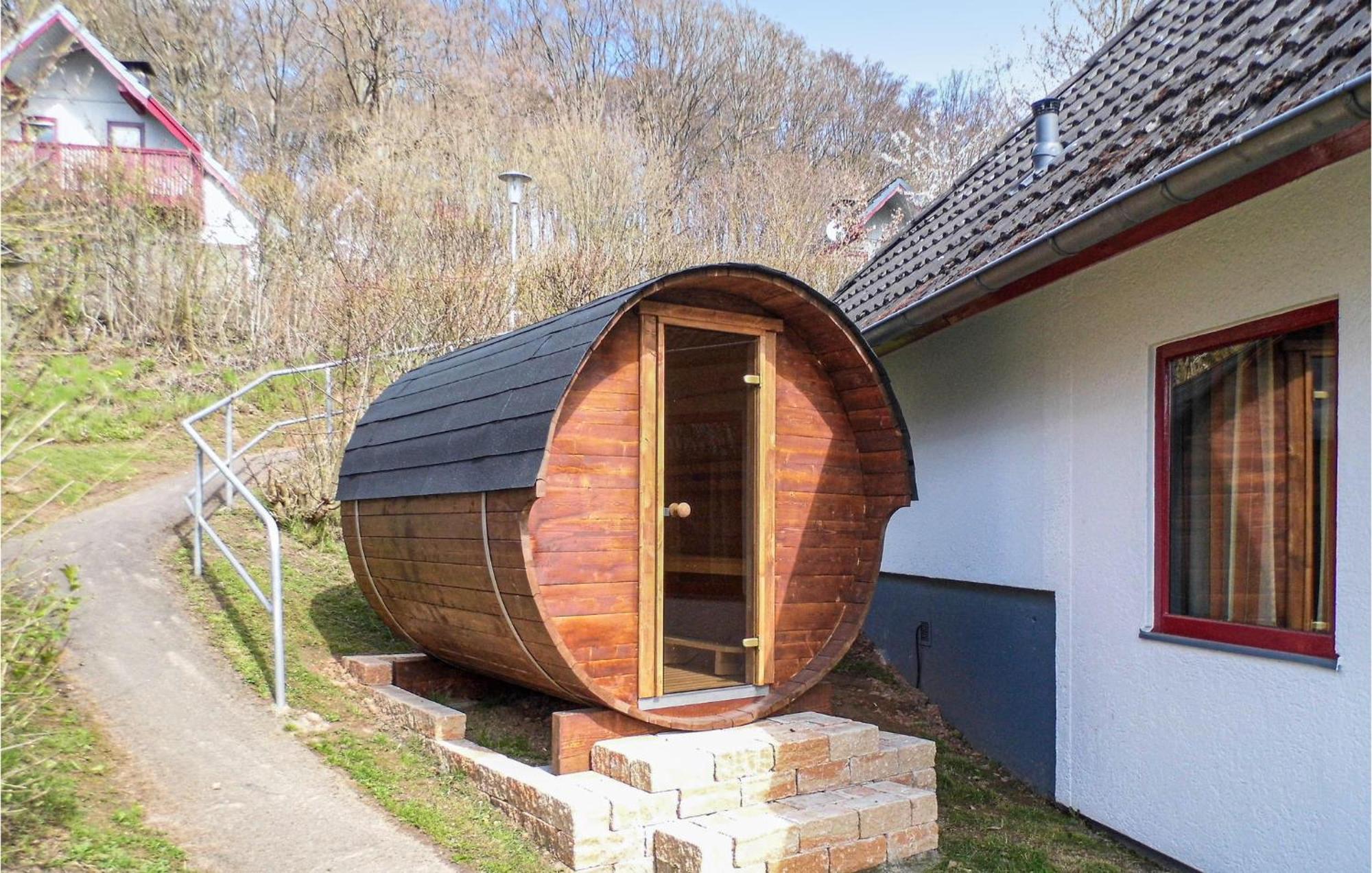 Awesome home in Kirchheim-Hessen with 3 Bedrooms&WiFi Kemmerode Exterior foto